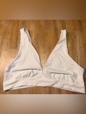 Old Navy White Scoop Bralette